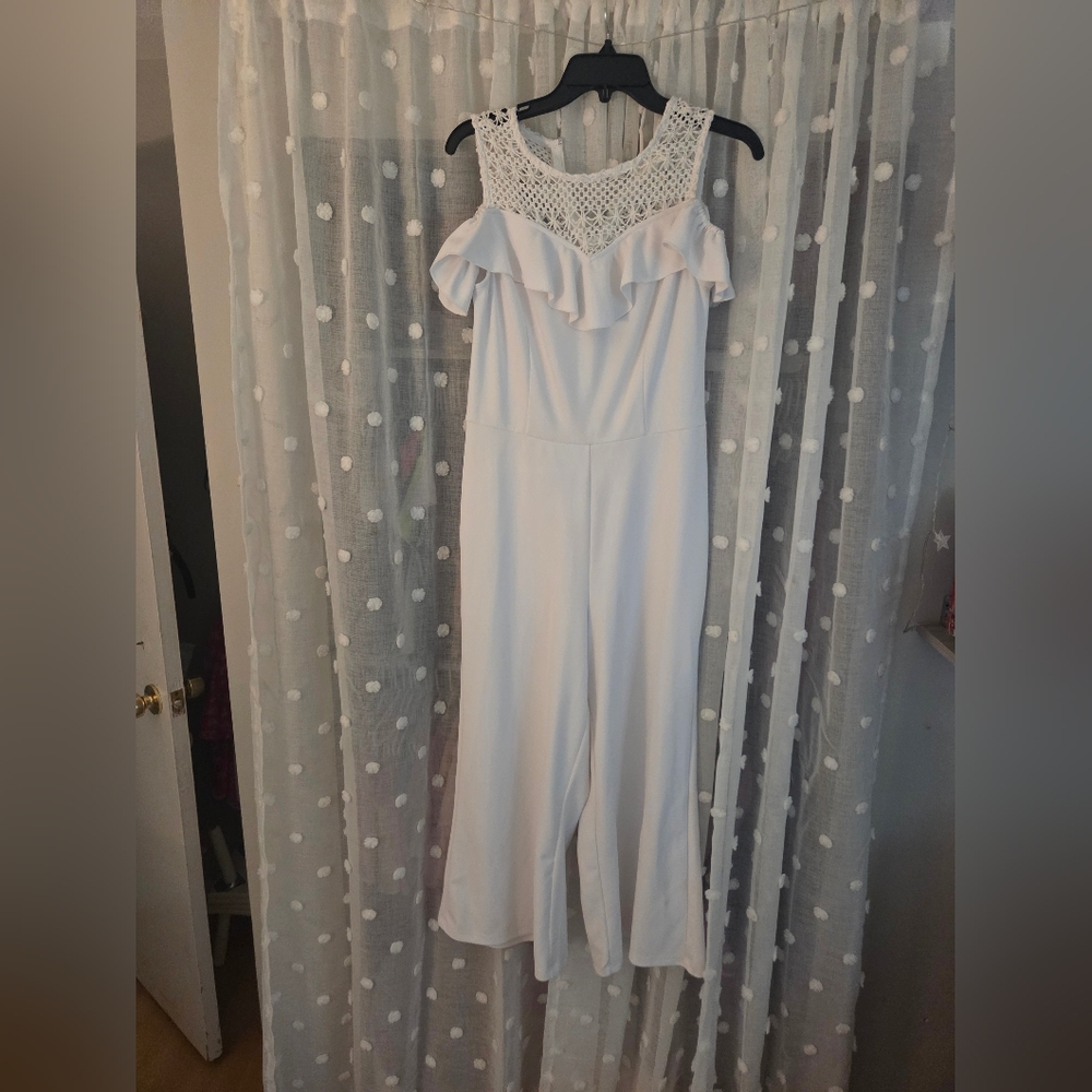 New York & Company White Jumpsuit Sleeveless Straight-Leg